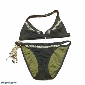 Endless Sun green bikini